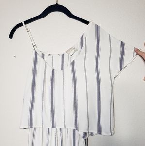 Wide leg, Flowy Jumpsuit. Medium